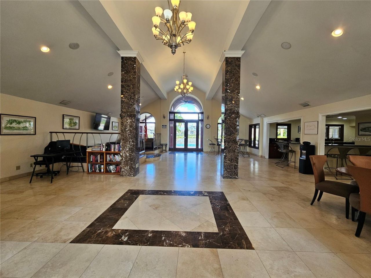 10265 Gandy Boulevard N, Unit 1701, Saint Petersburg, FL 33702 Photo