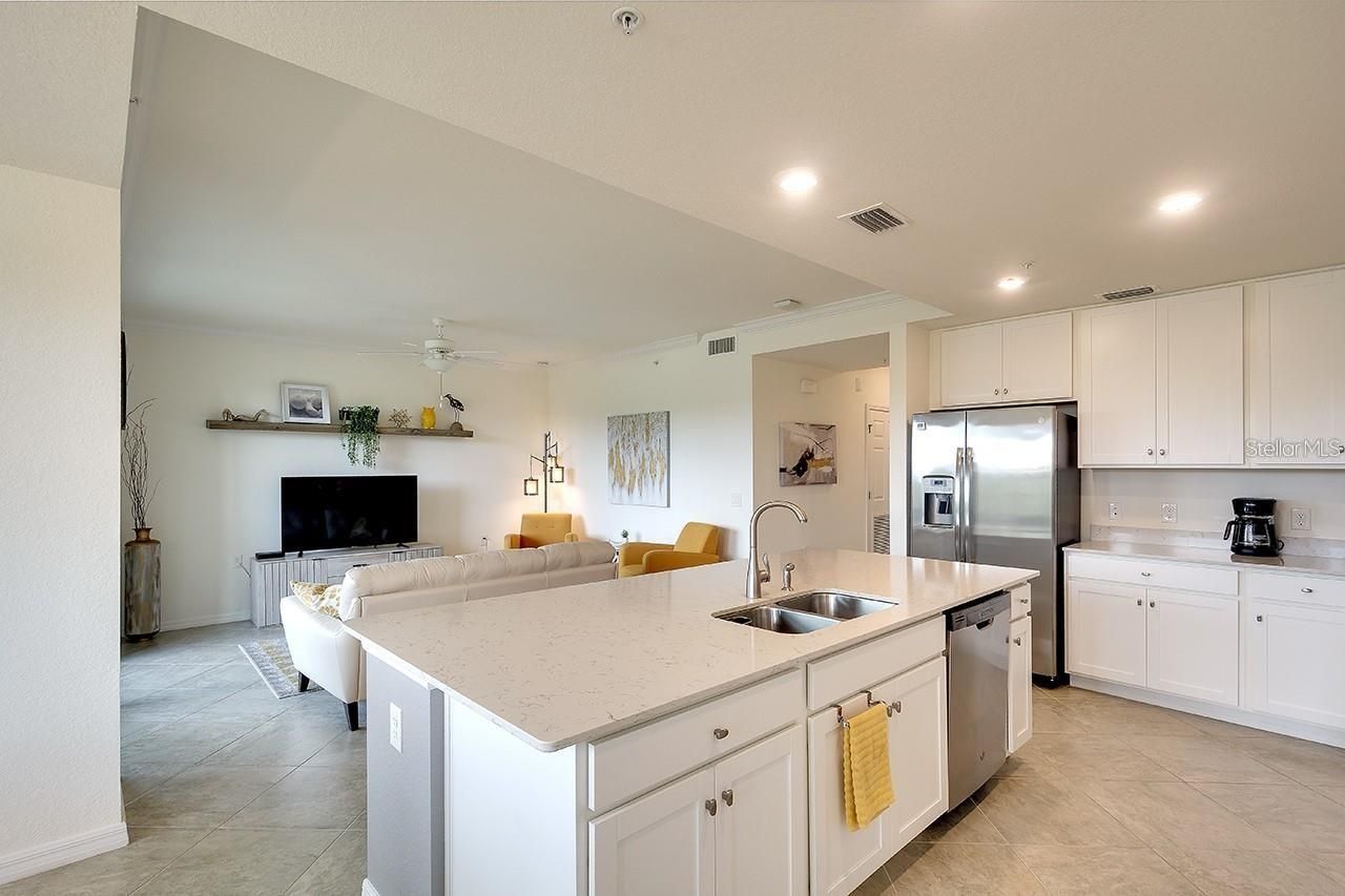 17510 Gawthrop Drive, Unit 206, Bradenton, FL 34211 Photo