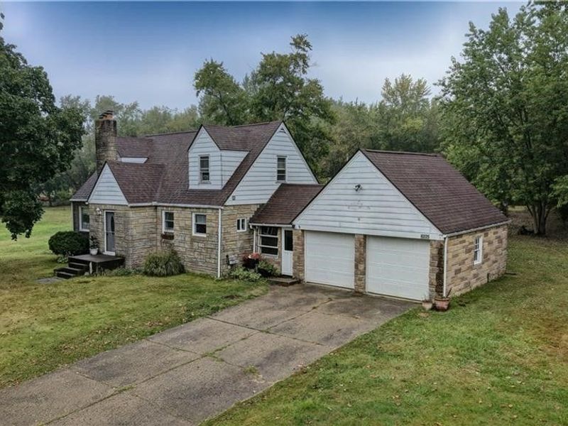 10225 Wooster Street NW, Massillon, OH 44647 Photo 2