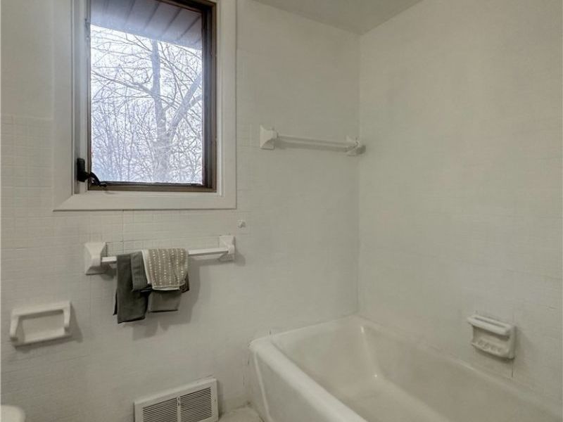 820 Hartzell Avenue, Niles, OH 44446 Photo 29