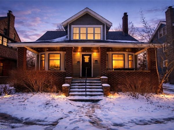 2593 Canterbury Road, Cleveland Heights, OH 44118