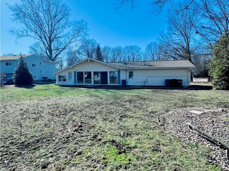 1671 Westhill Boulevard, Westlake, OH 44145 Photo 2