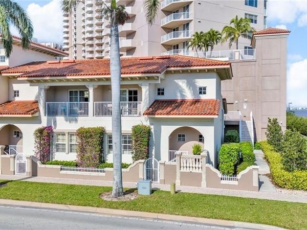 2080 W 1st ST, Unit 109, FORT MYERS, FL 33901