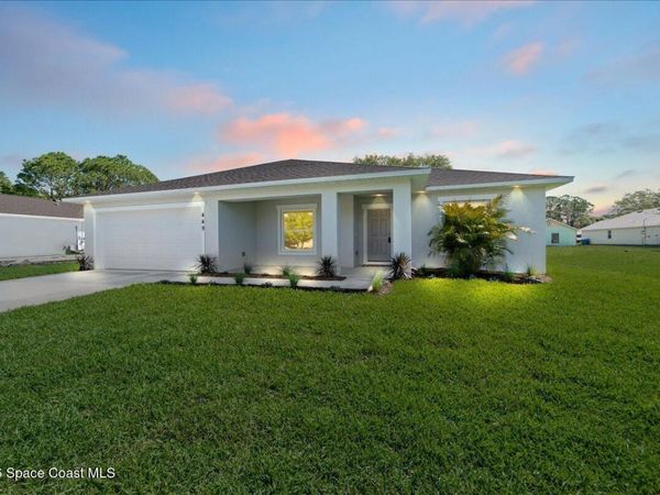 449 Wells Avenue SW, Palm Bay, FL 32908