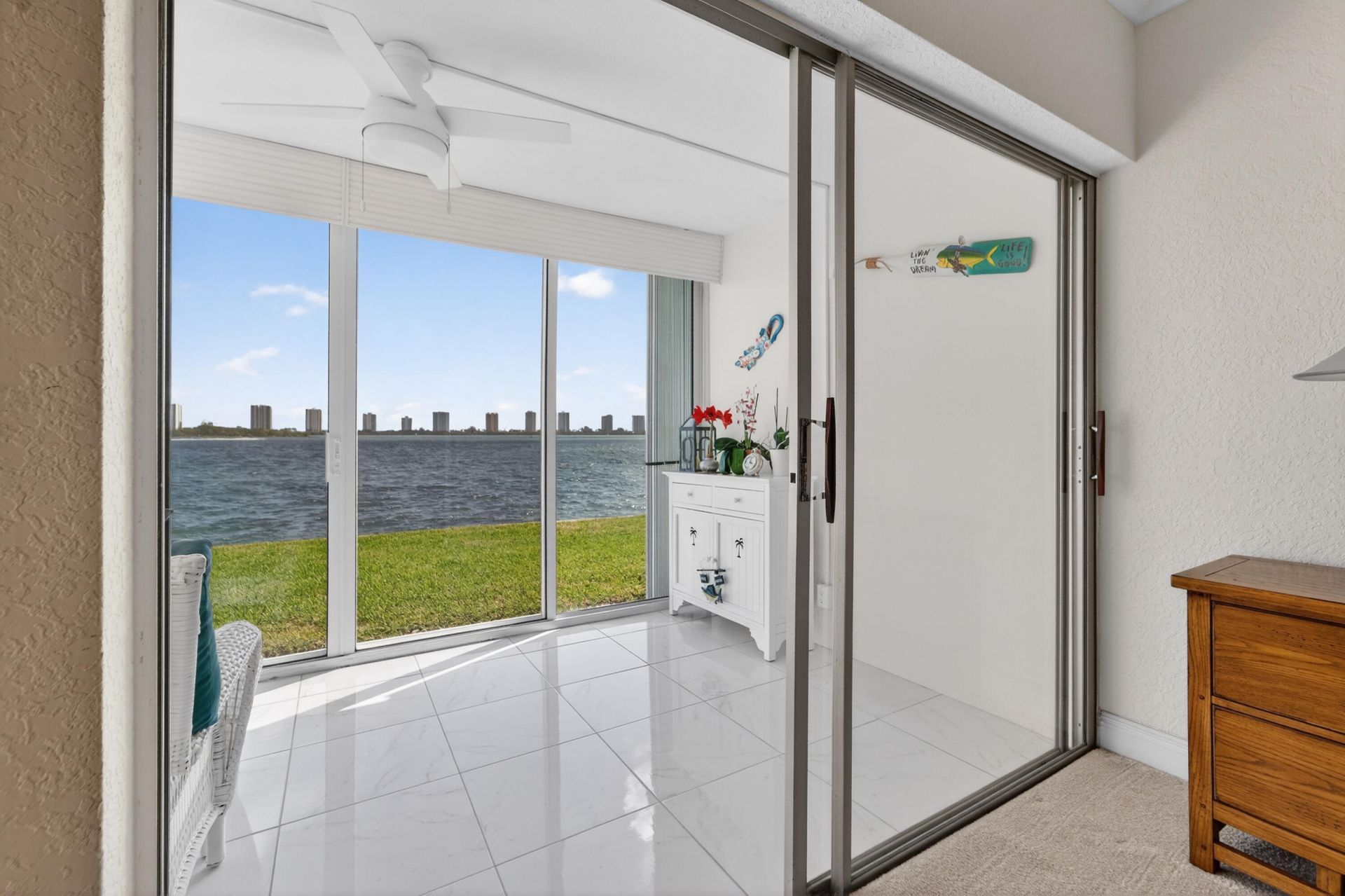 100 Wettaw Lane, Unit 6, North Palm Beach, FL 33408 Photo