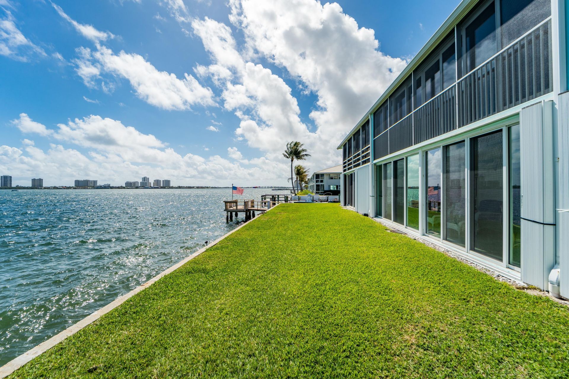 100 Wettaw Lane, Unit 6, North Palm Beach, FL 33408 Photo