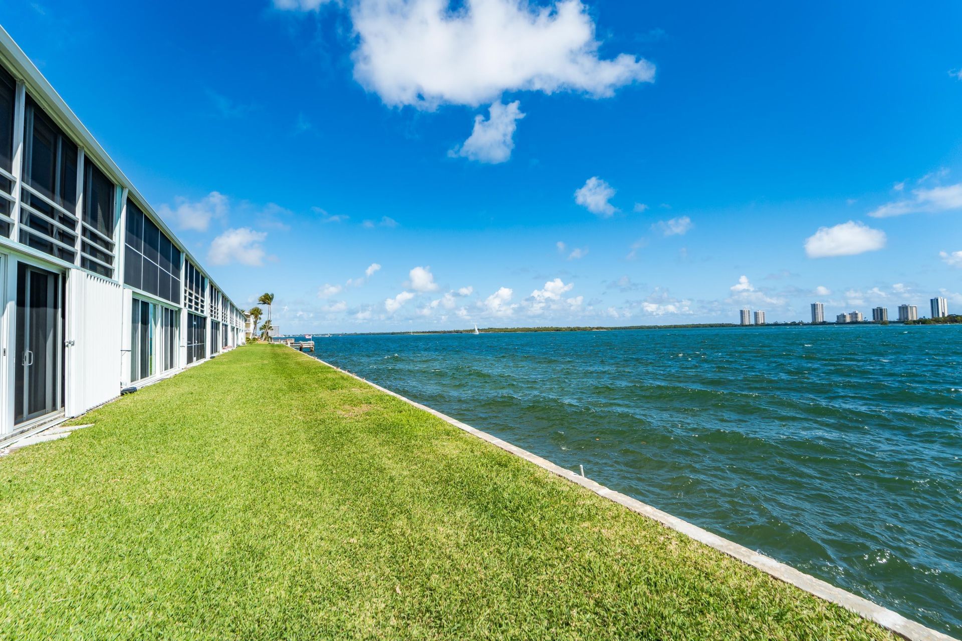 100 Wettaw Lane, Unit 6, North Palm Beach, FL 33408 Photo