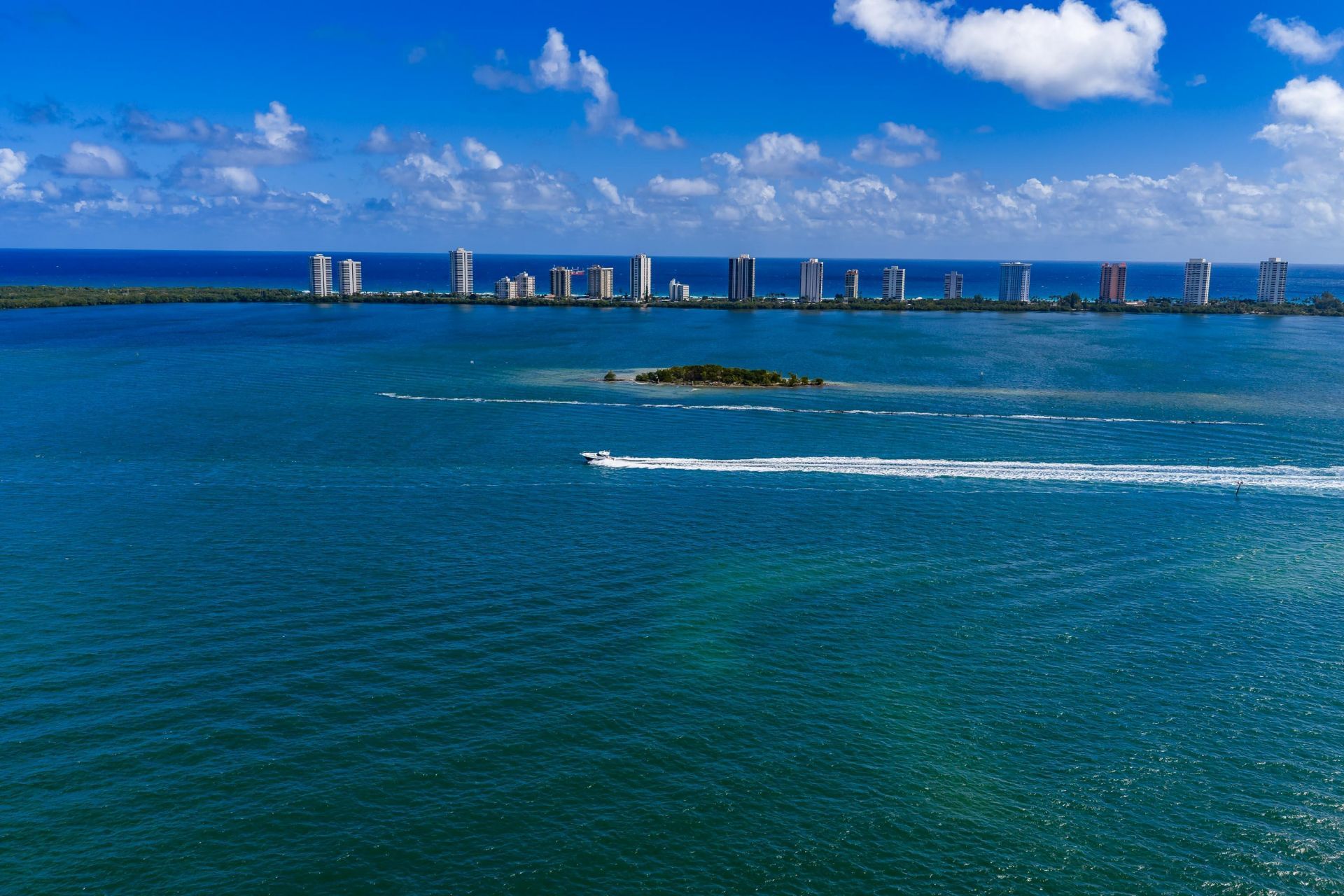 100 Wettaw Lane, Unit 6, North Palm Beach, FL 33408 Photo