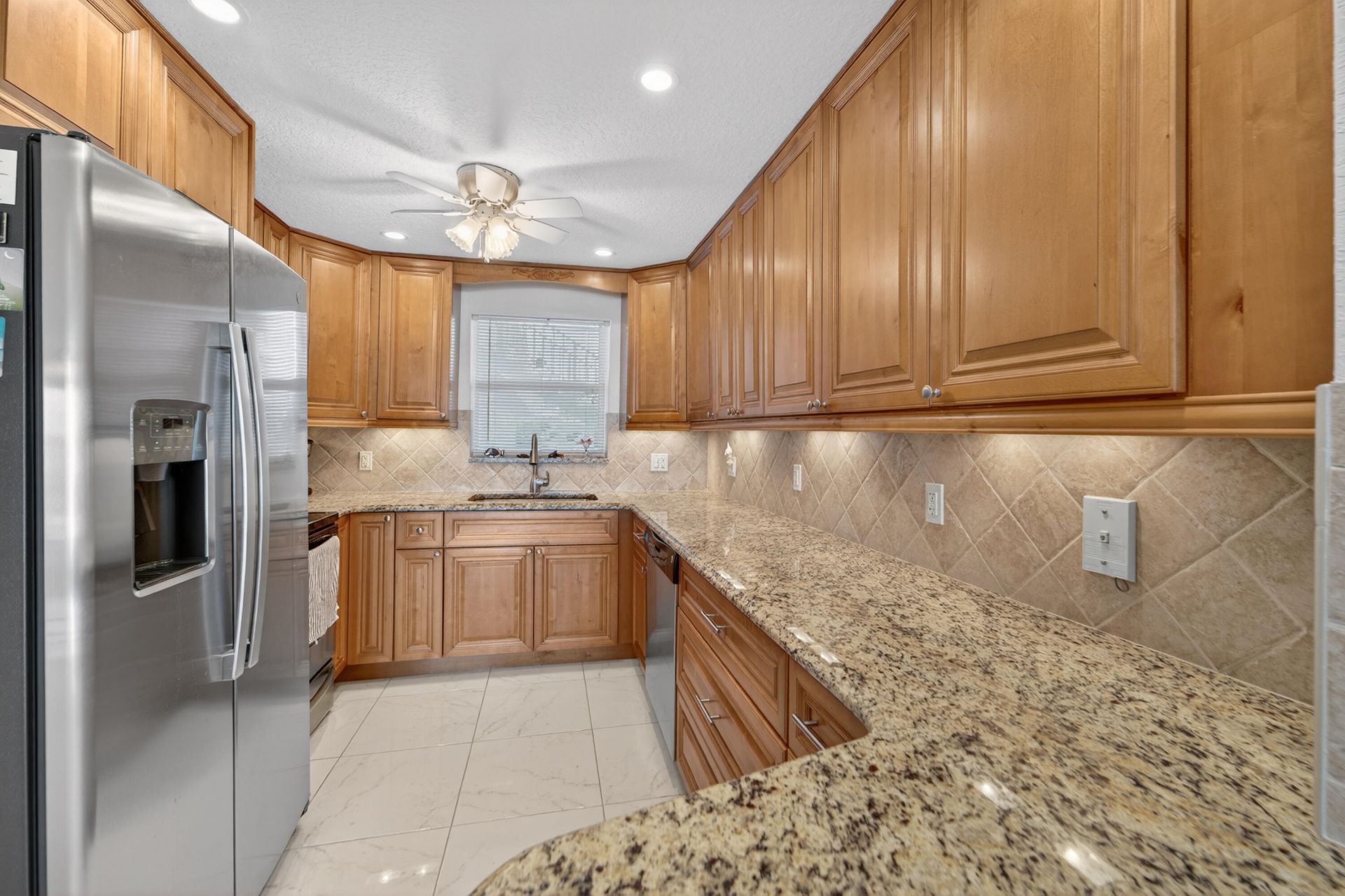 100 Wettaw Lane, Unit 6, North Palm Beach, FL 33408 Photo