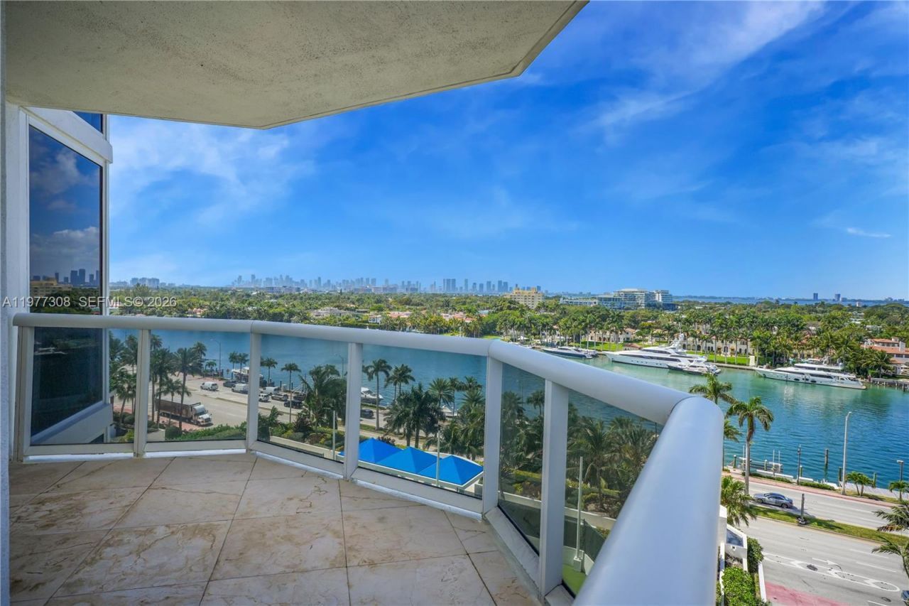 4779 Collins Ave , Unit 1007, Miami Beach, FL 33140 Photo