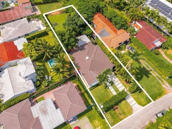 5120 Cherokee Ave , Miami Beach, FL 33140