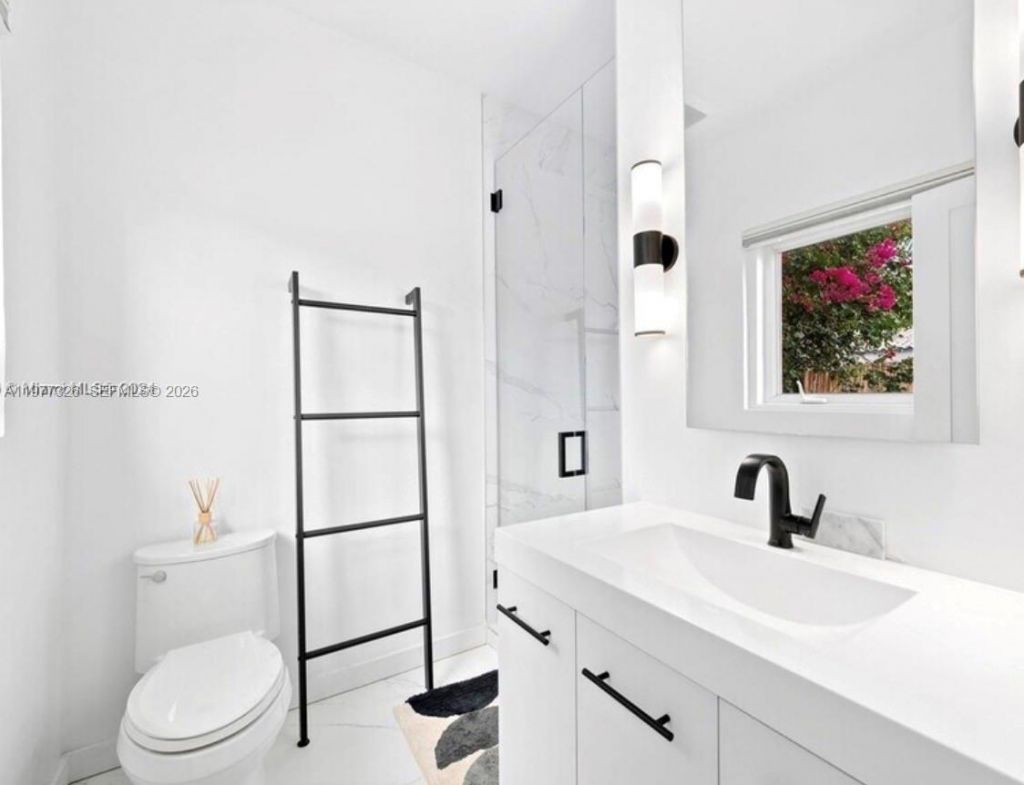 5120 Cherokee Ave , Miami Beach, FL 33140 Photo