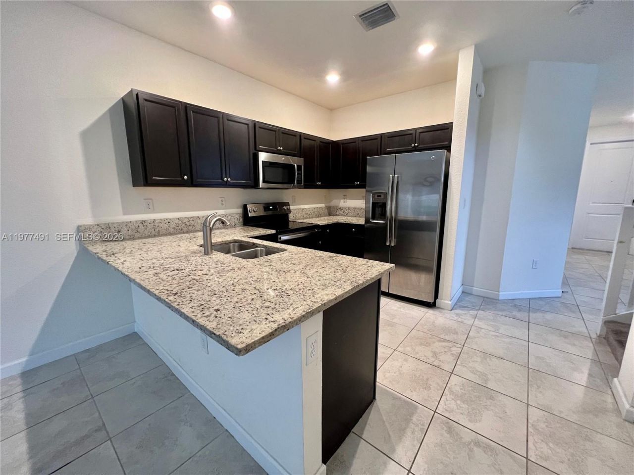 Please Call For Address, Miami, FL 33196 Photo