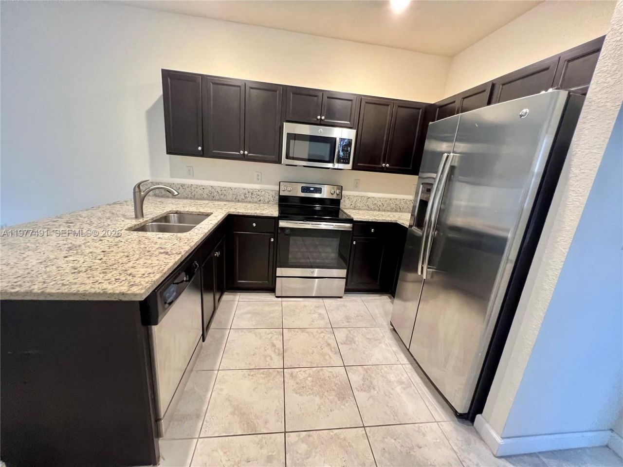 Please Call For Address, Miami, FL 33196 Photo