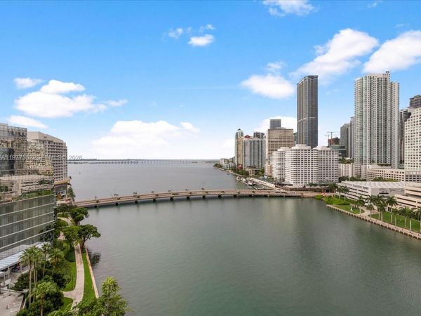 701 Brickell Key Blvd, Unit 301, Miami, FL 33131