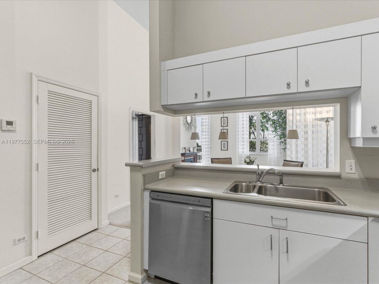 701 Brickell Key Blvd, Unit 301, Miami, FL 33131 Photo