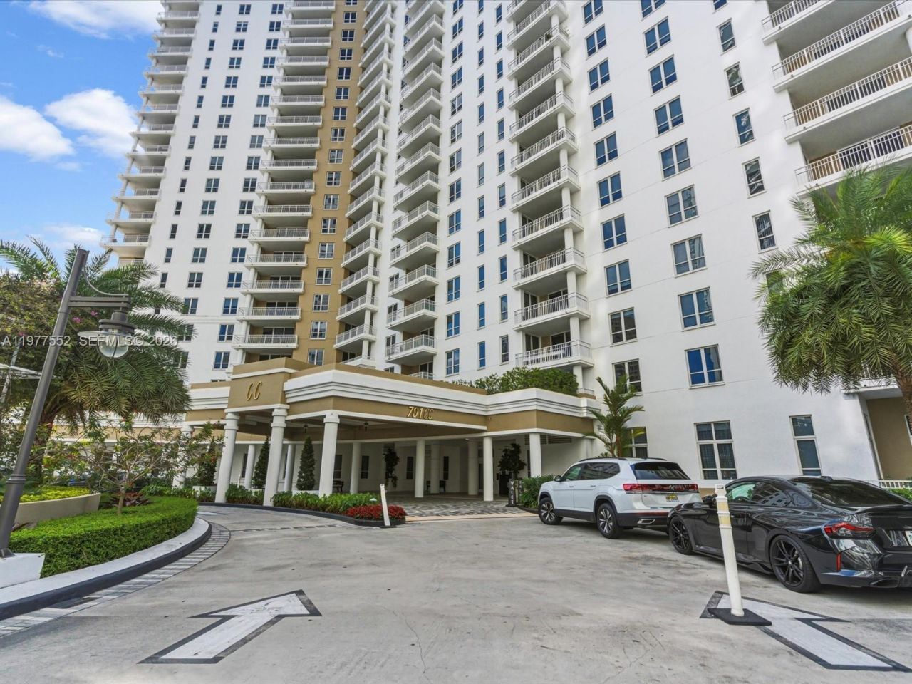 701 Brickell Key Blvd, Unit 301, Miami, FL 33131 Photo