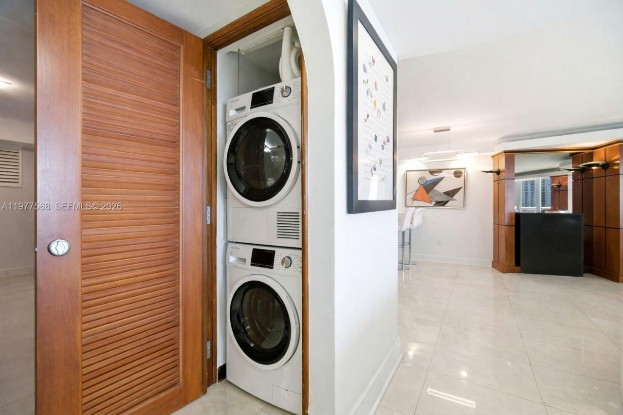 1717 N Bayshore Dr , Unit A-3354, Miami, FL 33132 Photo