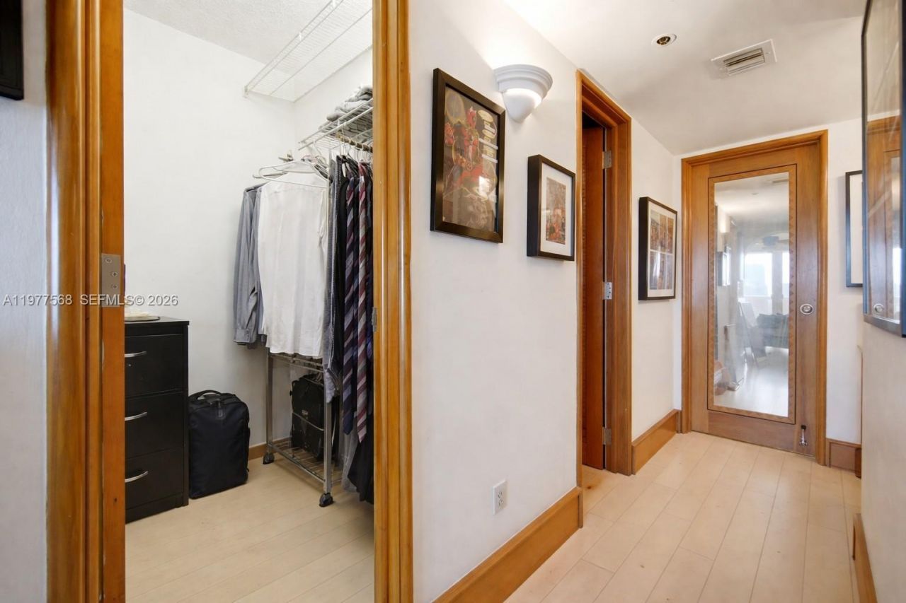 1717 N Bayshore Dr , Unit A-3354, Miami, FL 33132 Photo