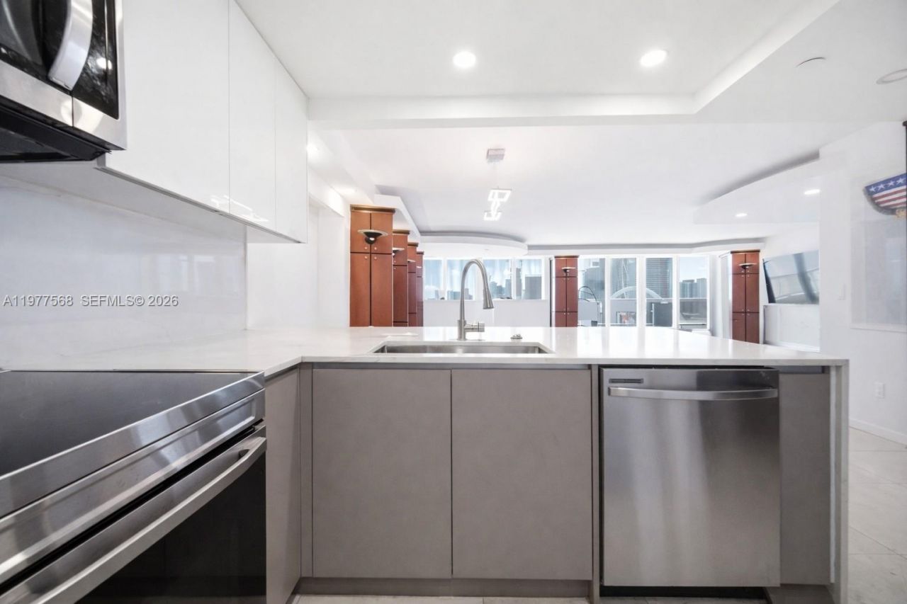 1717 N Bayshore Dr , Unit A-3354, Miami, FL 33132 Photo