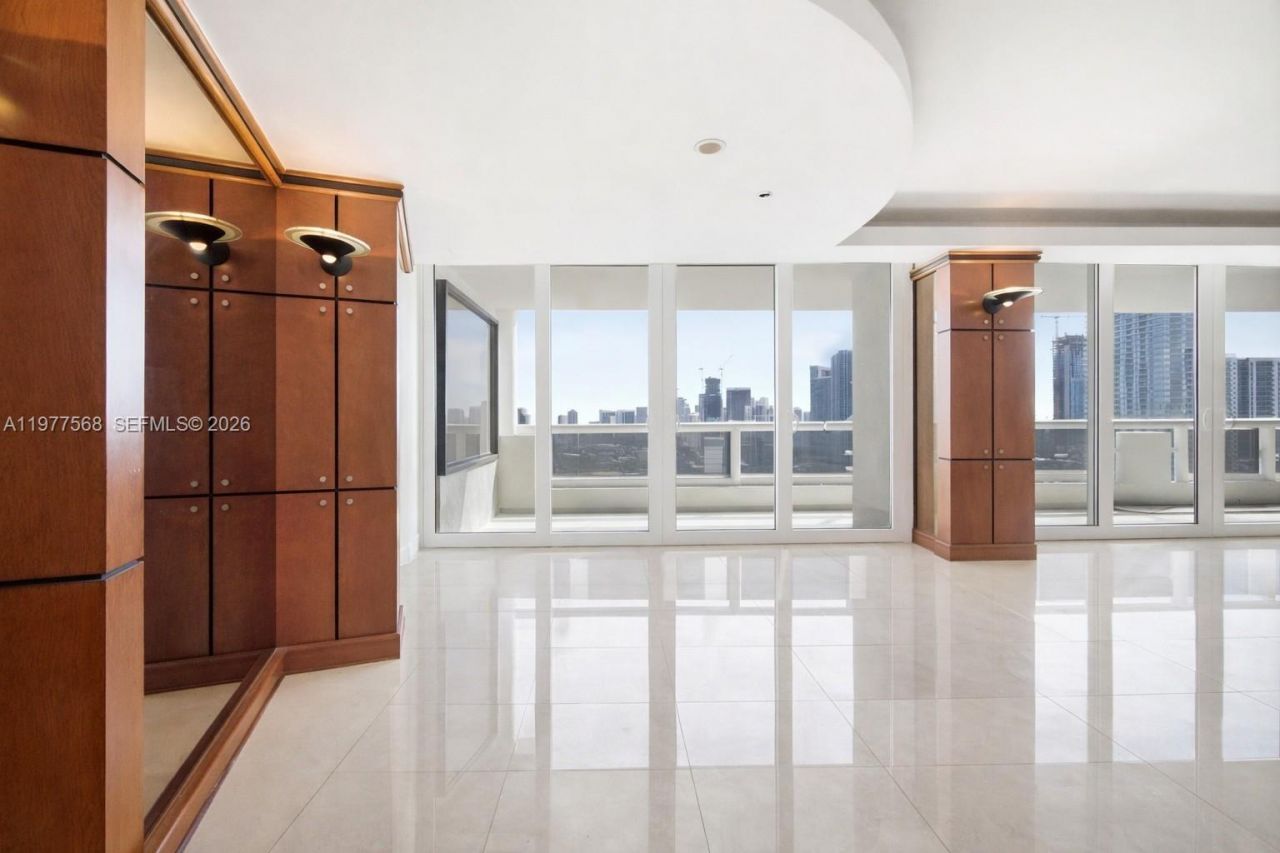 1717 N Bayshore Dr , Unit A-3354, Miami, FL 33132 Photo