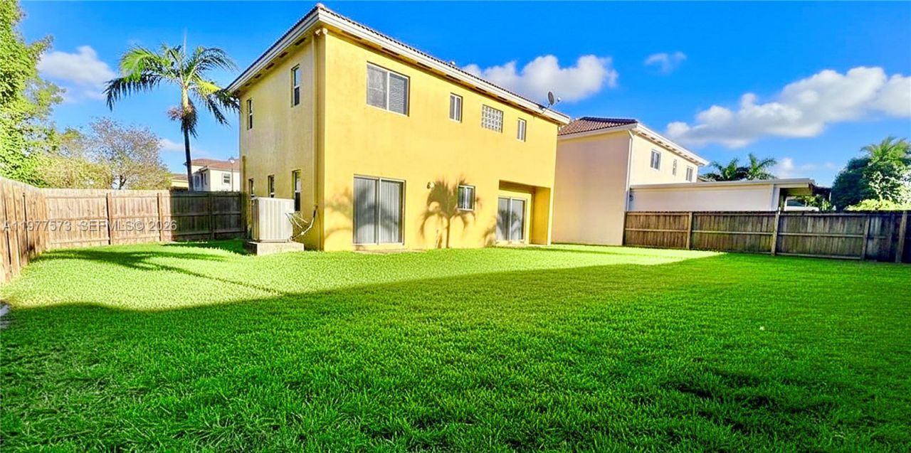 20830 SW 90th Pl, Cutler Bay, FL 33189 Photo