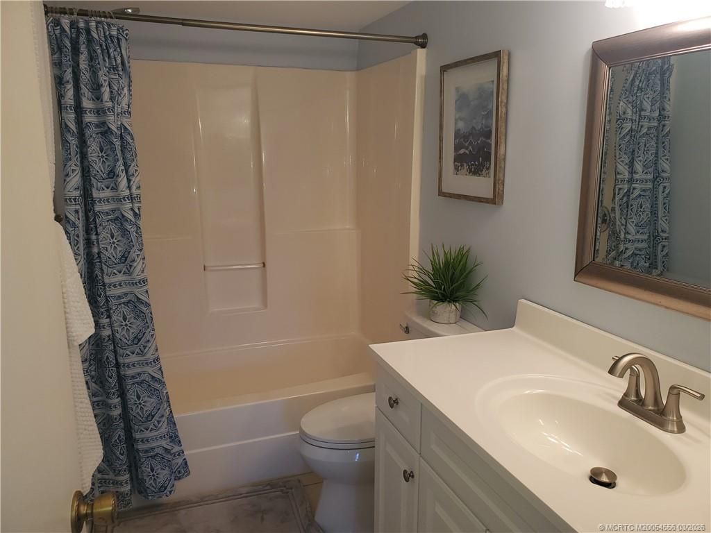 811 SW South River Drive, Unit 106, Stuart, FL 34997 Photo