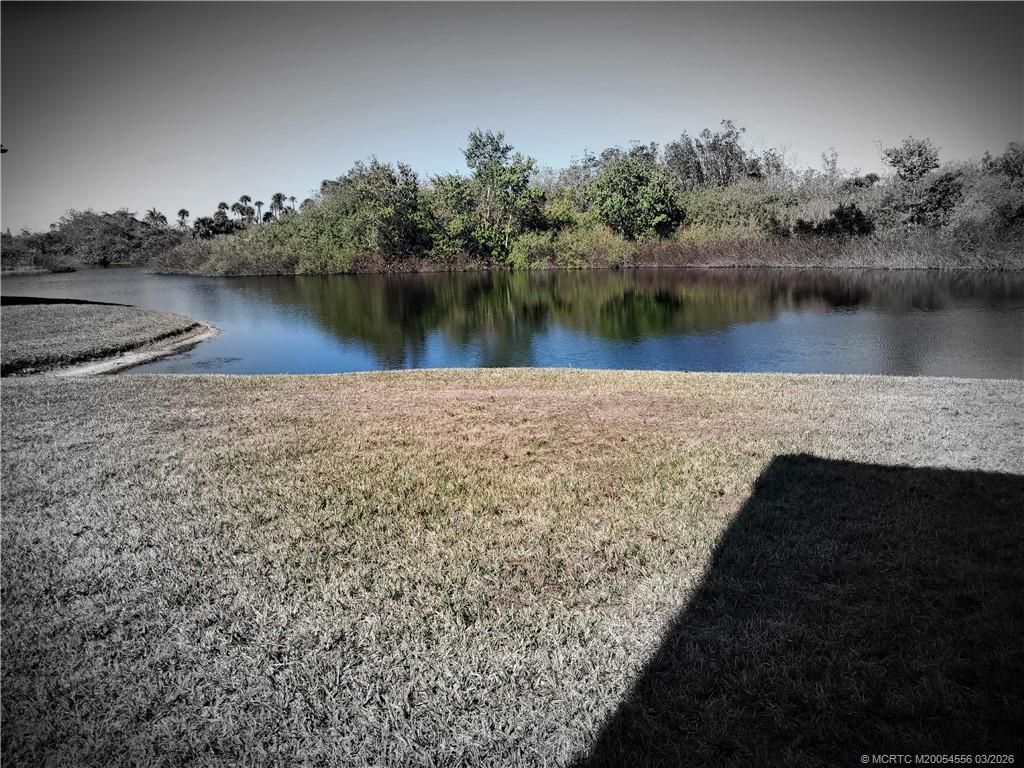 811 SW South River Drive, Unit 106, Stuart, FL 34997 Photo