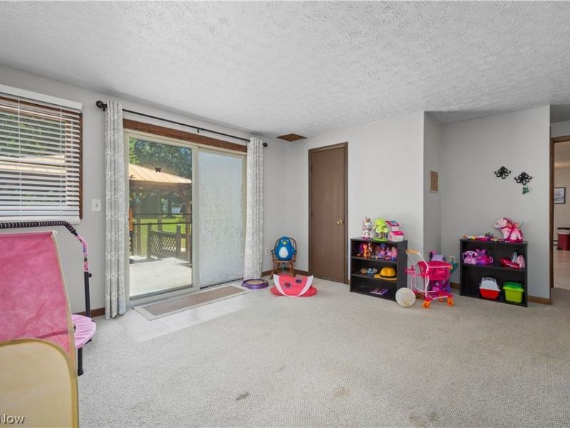 2565 Abbe Road, Sheffield Village, OH 44054 Photo 9