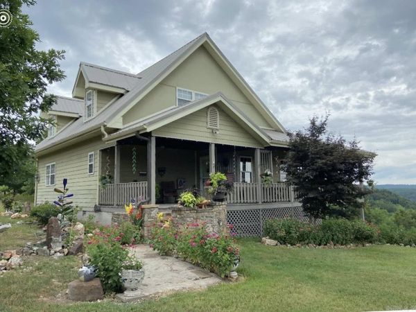 2096 QMC Road, Mountain View, AR 72560