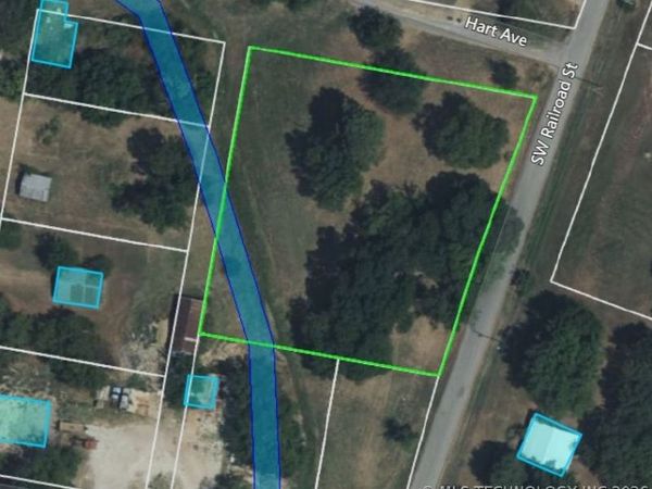 S Railroad Street , Coalgate, OK 74538