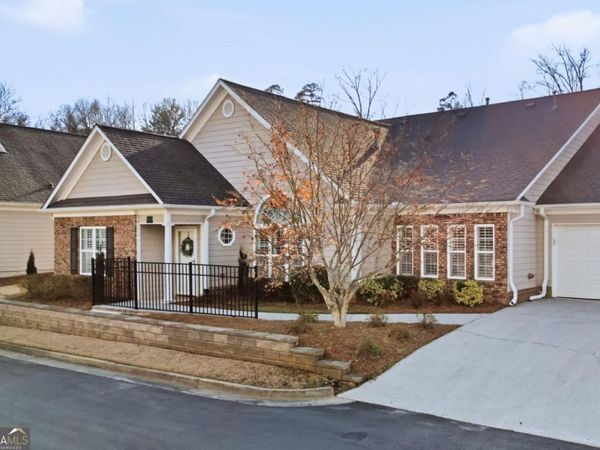 226 Hames Road, Unit 330, Woodstock, GA 30188