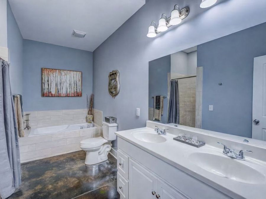 Property Image 93