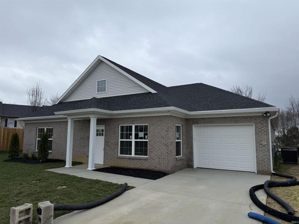 6748 Solstice Lane, Evansville, IN 47715