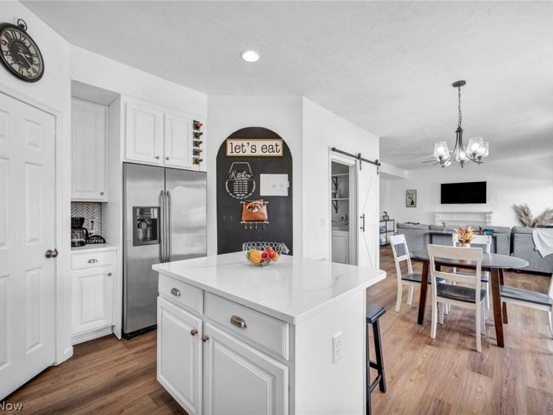 595 Jessica Lane, Wadsworth, OH 44281 Photo 13