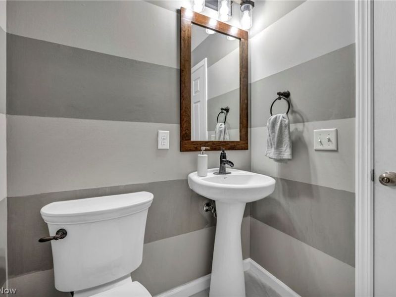 595 Jessica Lane, Wadsworth, OH 44281 Photo 22