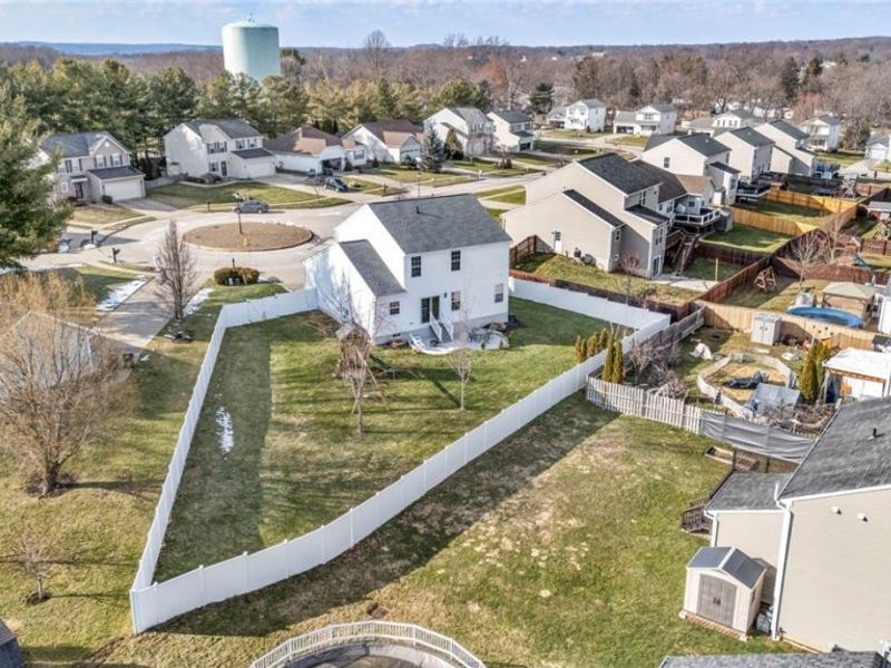 595 Jessica Lane, Wadsworth, OH 44281 Photo 5