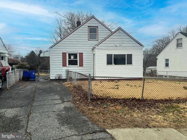 53 SEWARD LANE , ASTON, PA 19014