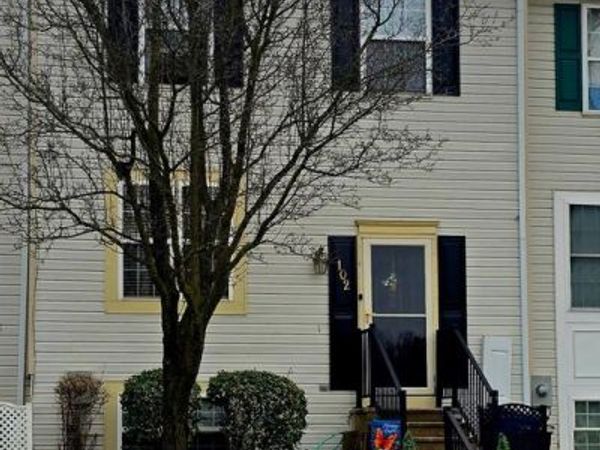 102 JASONS RIDGE, SMITHSBURG, MD 21783