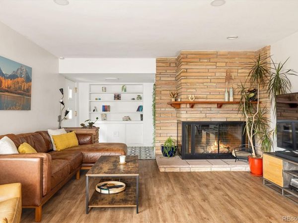 2250 N Monaco Parkway, Denver, CO 80207