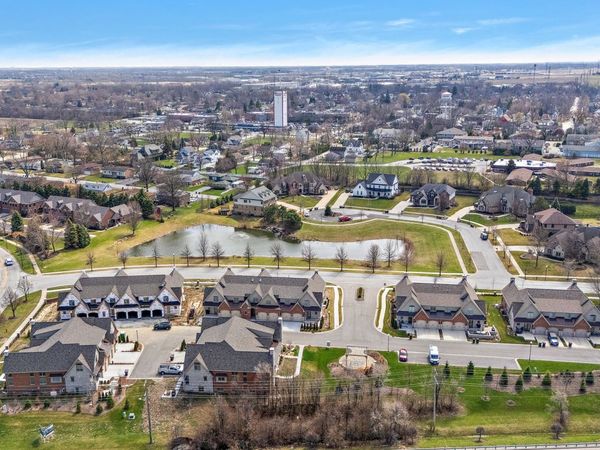 9730 Folkers Drive, Frankfort, IL 60423