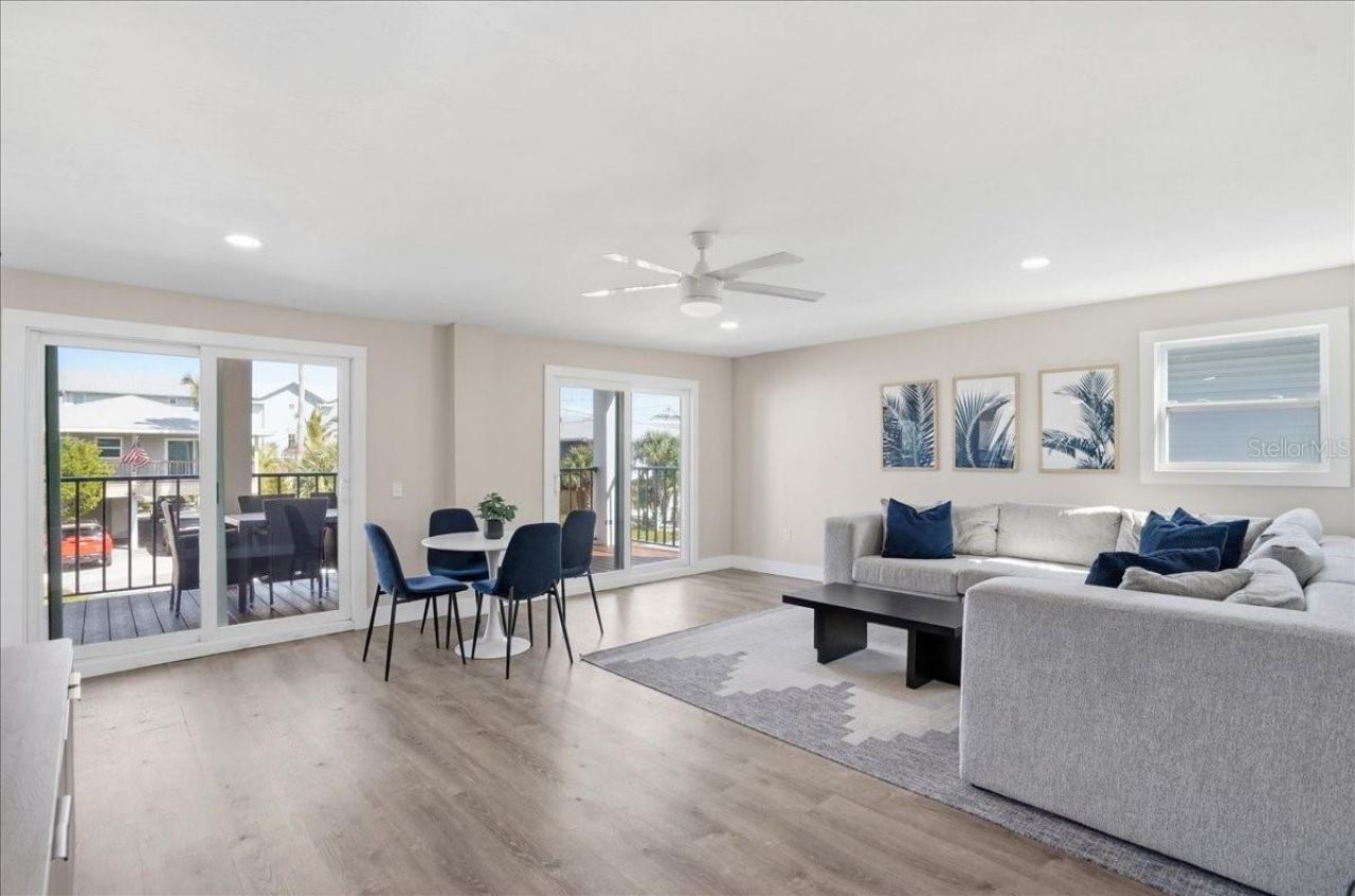 2518 Avenue B , Bradenton Beach, FL 34217 Photo