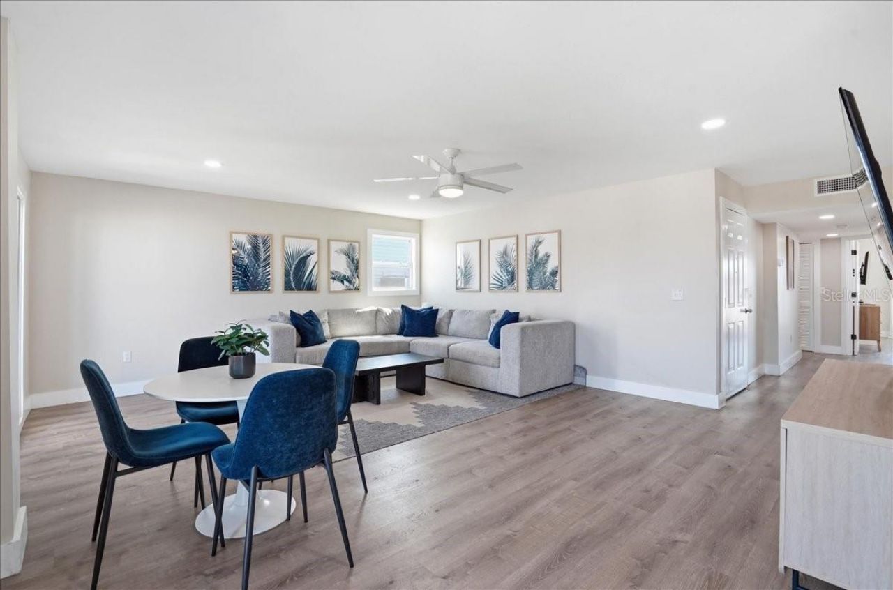 2518 Avenue B , Bradenton Beach, FL 34217 Photo