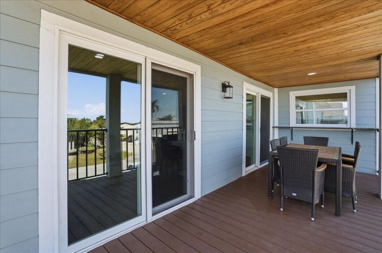 2518 Avenue B , Bradenton Beach, FL 34217 Photo