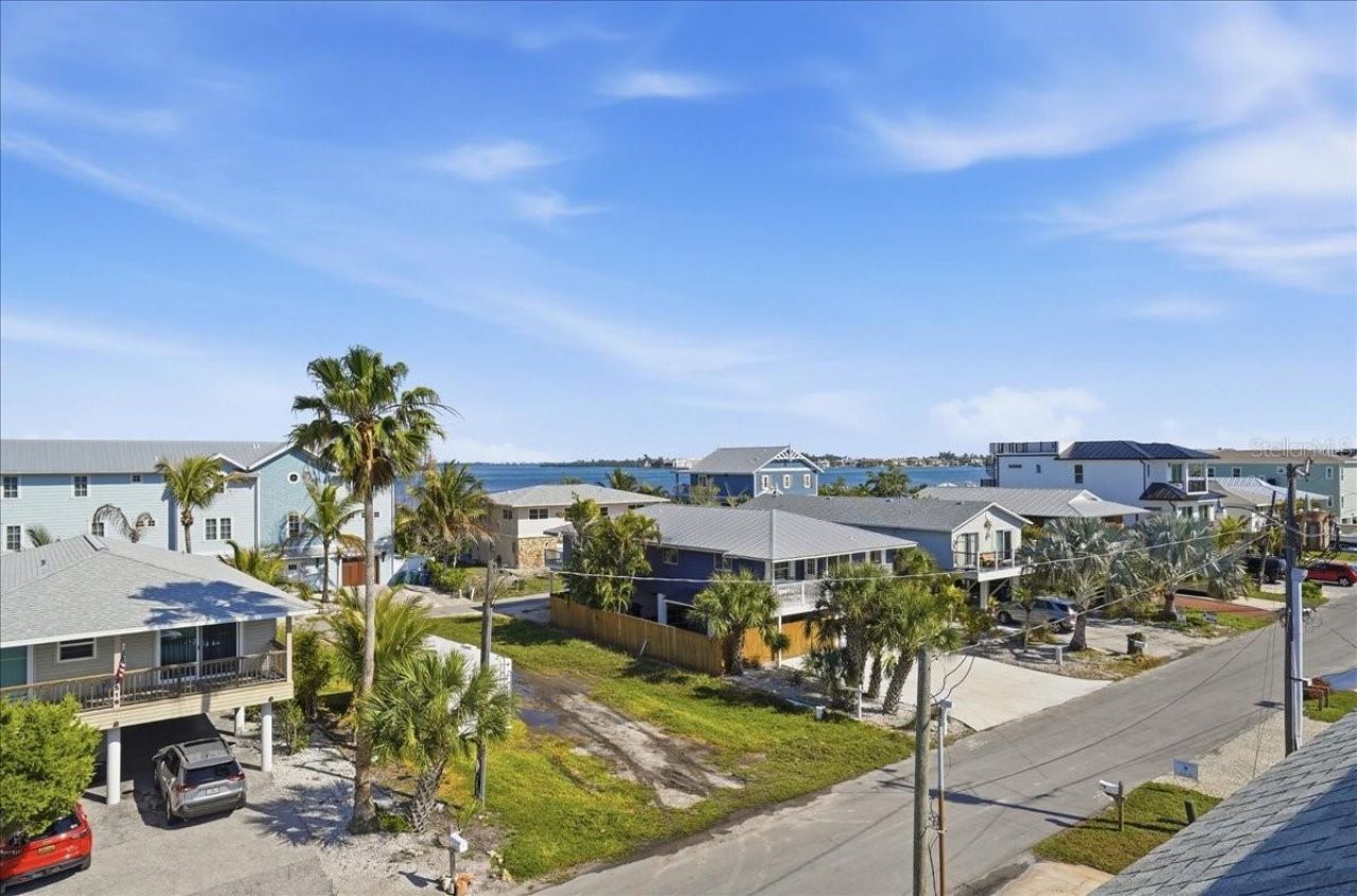 2518 Avenue B , Bradenton Beach, FL 34217 Photo