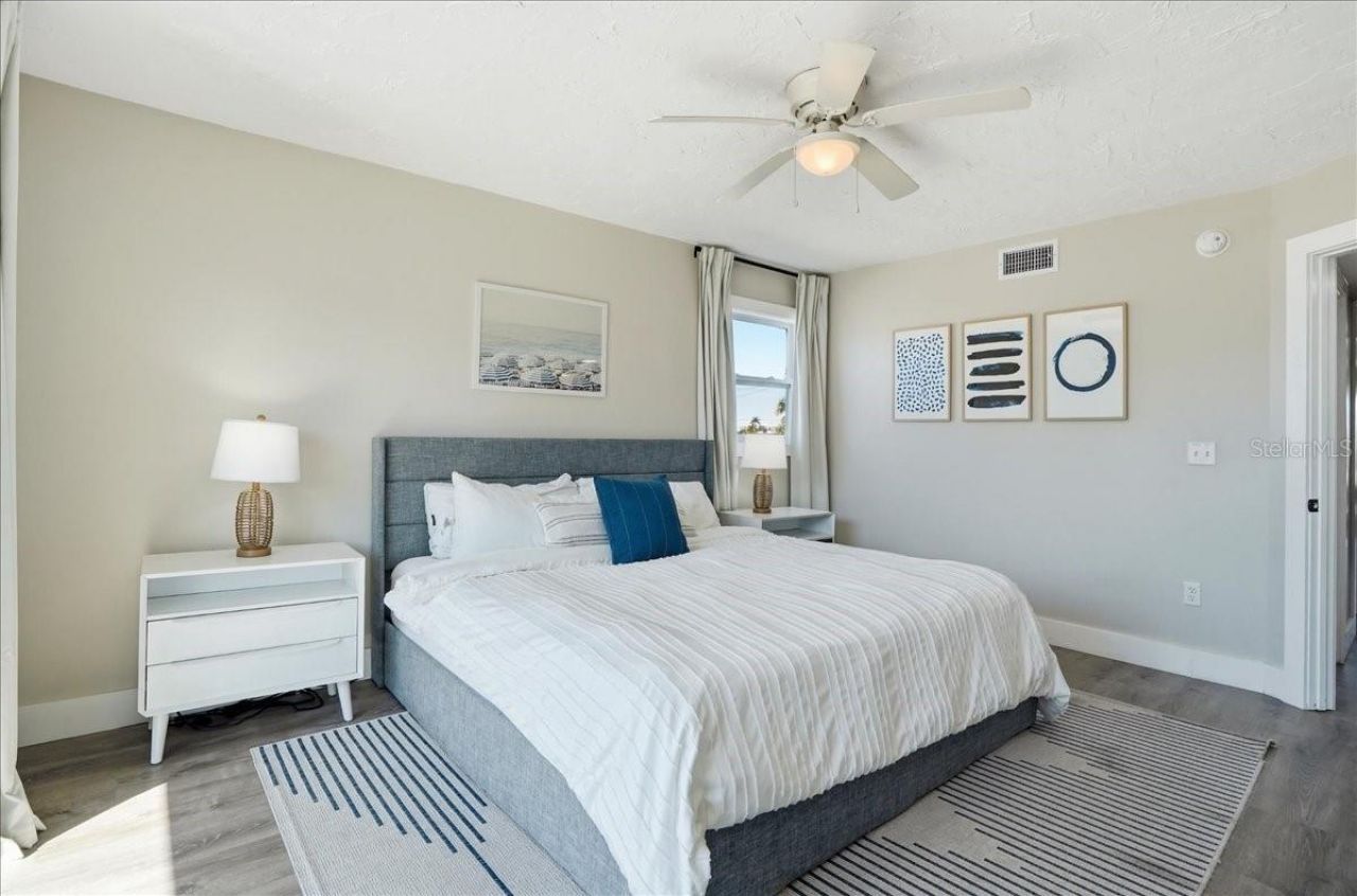 2518 Avenue B , Bradenton Beach, FL 34217 Photo