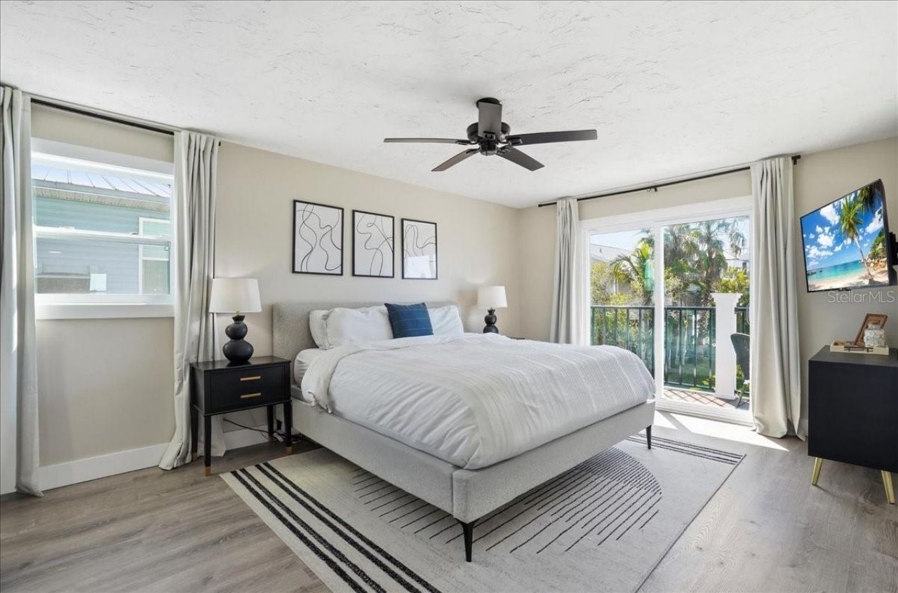 2518 Avenue B , Bradenton Beach, FL 34217 Photo