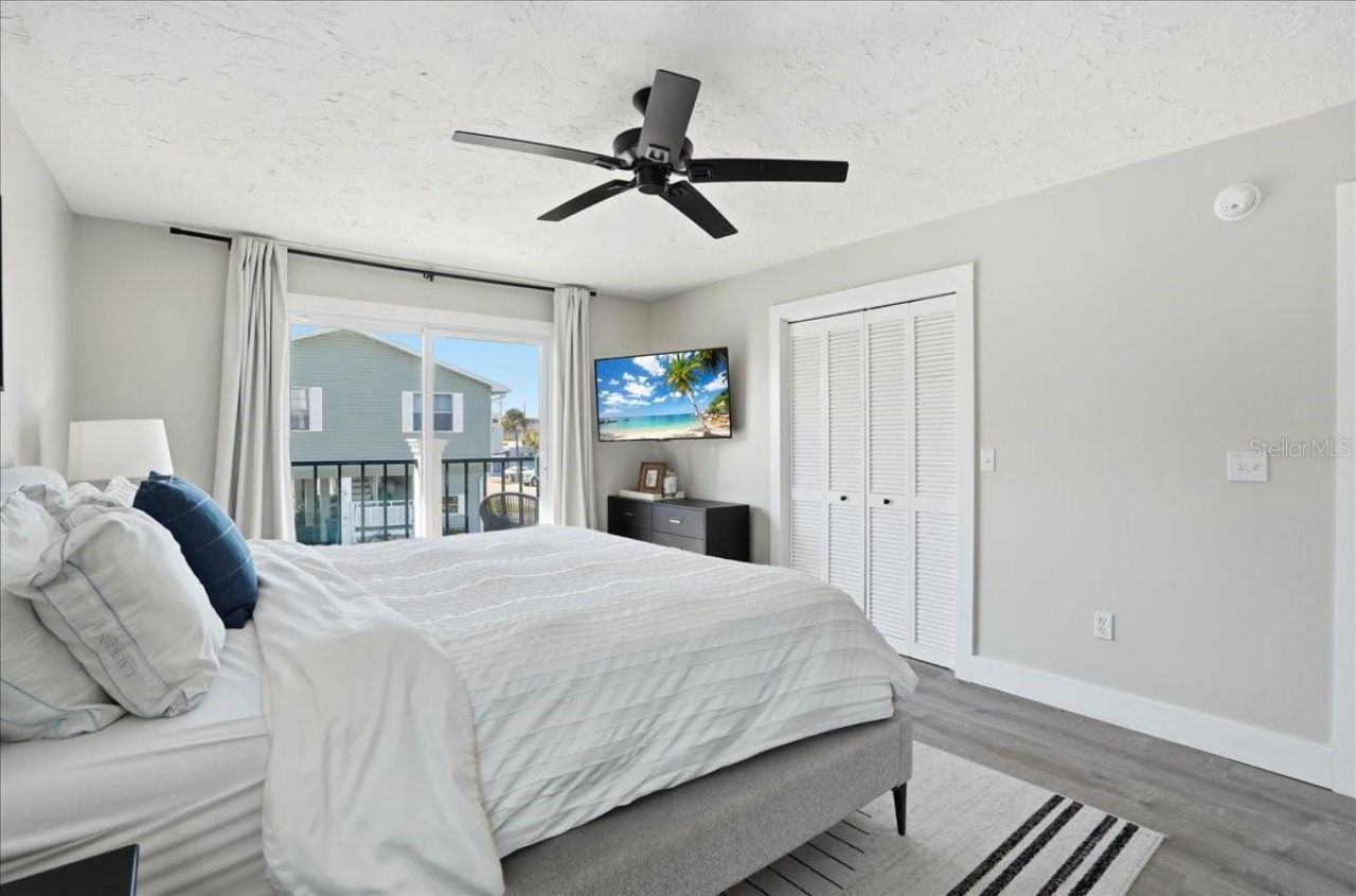 2518 Avenue B , Bradenton Beach, FL 34217 Photo