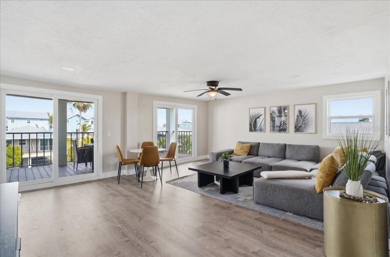 2518 Avenue B , Bradenton Beach, FL 34217 Photo