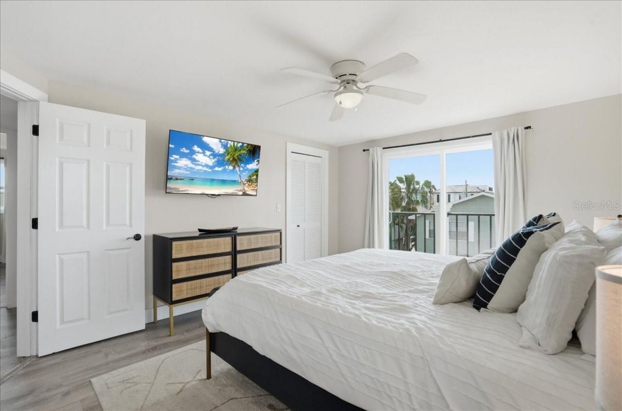 2518 Avenue B , Bradenton Beach, FL 34217 Photo